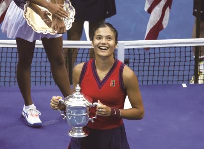 凭借一记精 凭借一记精